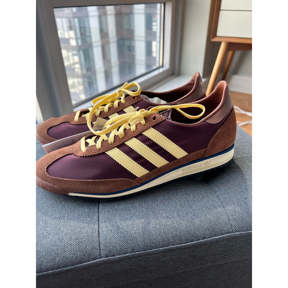 ADIDAS GAZELLE brown suede w peach. US Women’s 9 never worn, new with tags
